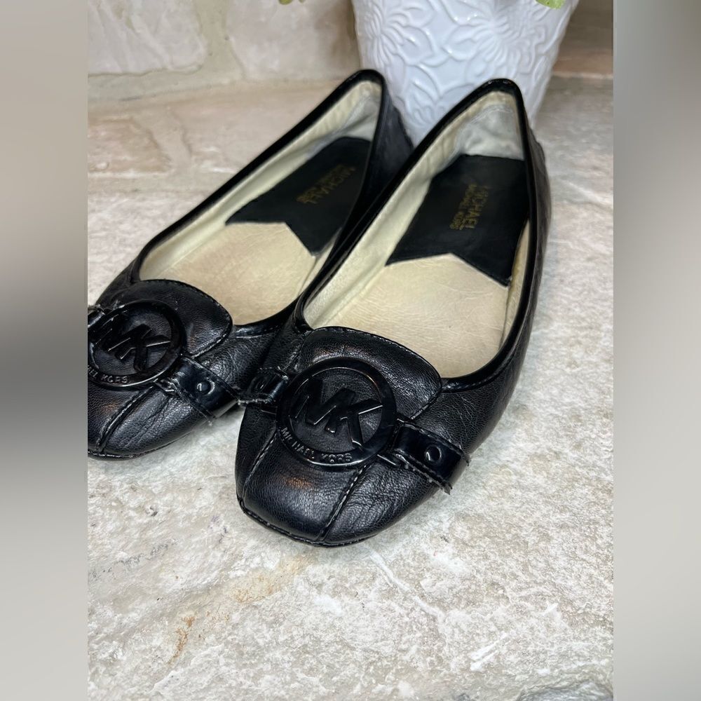 Michael Kors Lillie Moccasin black Flats sz 6.5